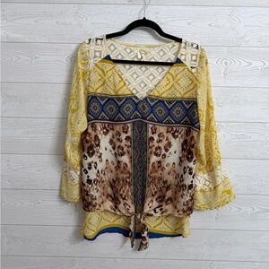 Fig & Flowers Karen Multi-Colored Shear 3.4 Sleeve Blouse. Size M